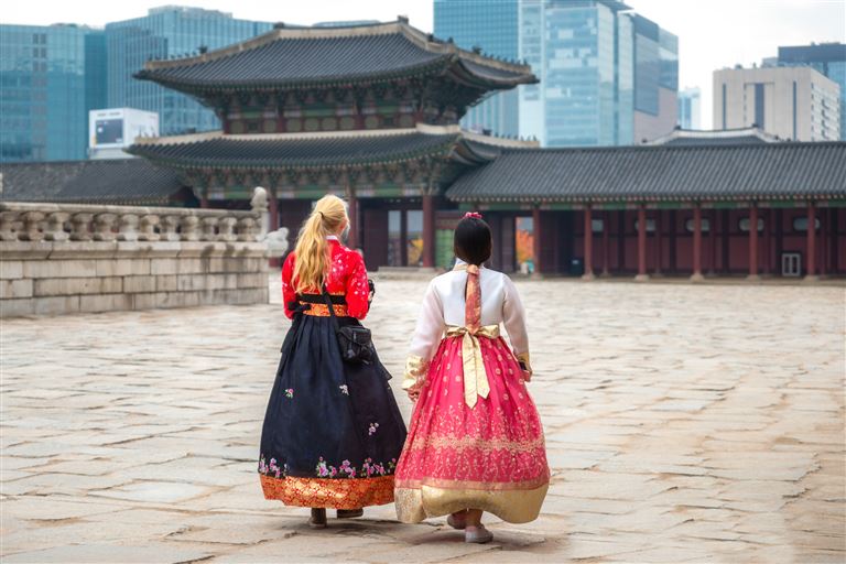 Südkorea und Japan entdecken ©NeoPhoto/istock